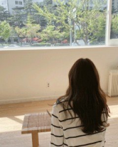 브이 비스코스 단가라니트티-2color, 세련된 브이넥 니트티-고급스럽게 활용도 만점 - 스타일티바