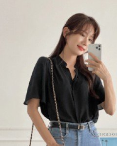 소셜 트임브이넥 5부블라우스-4color, 차이나카라 트임 브이넥-5부소매, 군살 쏙!-얇고 드라이한 촉감 - 스타일티바