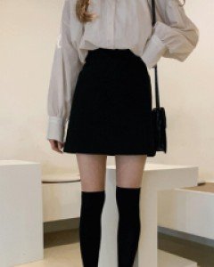 빌슨 미니 스커트_S,M,L-2color, 모던&심플-블랙M만 가능! - 스타일티바