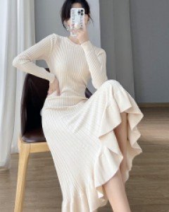 슈슈 러플 니트 롱 원피스