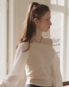 Tip and Toe Halterneck Blouse ( Beige )