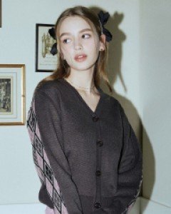 Zemma Argyle Reverse Cardigan ( Brown )