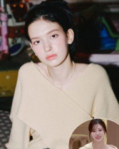 [미주 착용] Twisted Flow Wool Collar Sweater ( Yellow )