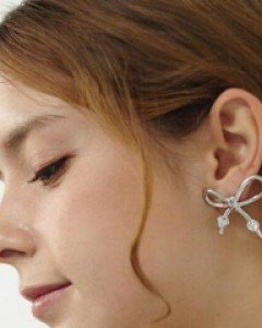 riribbon earring - ㅤㅤ