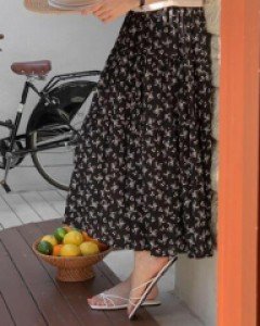 꽃 플레어 폴리 베이직 롱 롱스커트 - ㅤㅤ