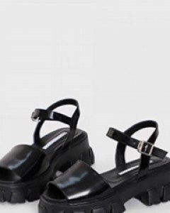 bella chunky sandals (1 color)