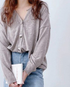 큐에븐 오버핏 브이넥 가디건