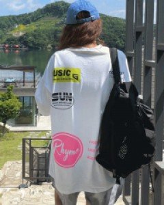 모에지 오버핏 프린팅 반팔티