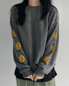 레디프 피그먼트 스마일 맨투맨