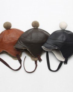 [아동모자]레더항공 방울 귀달이털모자 키즈 겨울 군밤모자