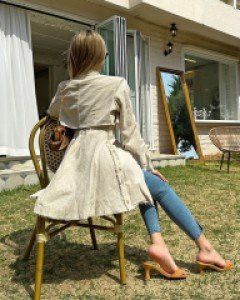 린넨 데미지 트임 자켓