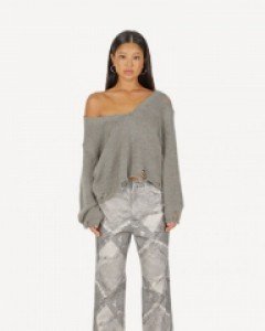 딥 브이넥 니트