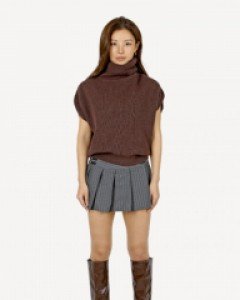 멜팅 폴라 반팔 니트