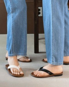 로코스 배색 쪼리