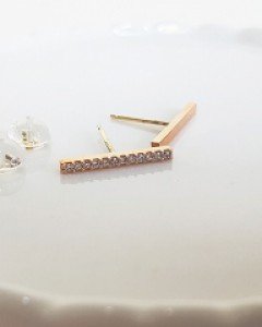 스틱바 하프 큐빅 이어링