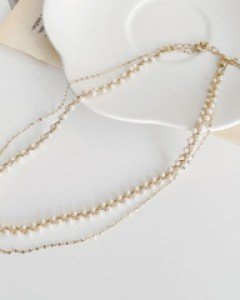 우아한 분위기가 물씬 진주 두줄 레이어드 목걸이