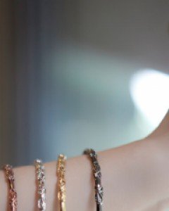 [나스첸카] 바라볼때 _ 살구 블러셔 [실버 수공예 팔찌]