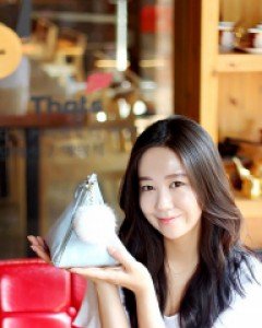 트라이앵글 미니 크로스백  K20290