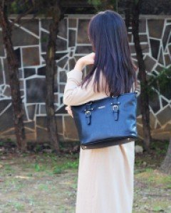 버클 장식 숄더백 G18838