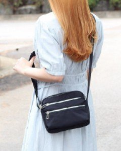가벼운 검은색 발수 여행 보조 가방 크로스백 K71957