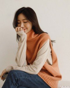 9DA21952AA_프랑 터틀넥 롱 니트조끼