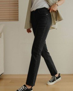 8DO0051DD_온더탑 쫀쫀한 일자 블랙진