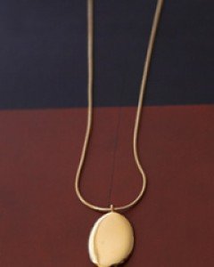 simply necklace