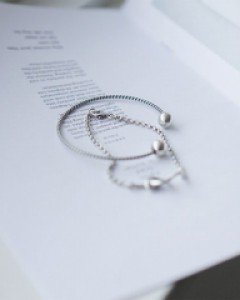 AIN Silver bangle
