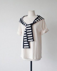 Hood stripe muffler - 2c