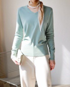 soft v neck - knit