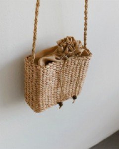 Square rattan bag