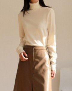 Land Knit Turtleneck