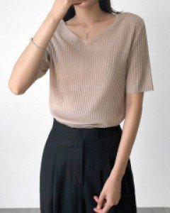 Summer Vneckline Knit