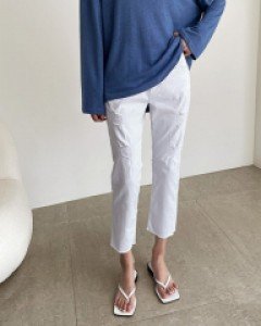 White Damage Jean