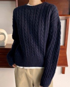 Limit cable knit top