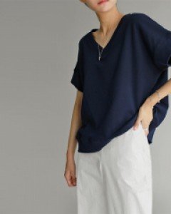 Vneck Half Sleeve Man-to-Man