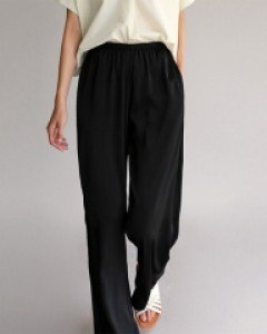 Silky wide pants