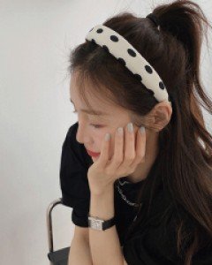 플러피 도트 헤어밴드 (23HB009AB)