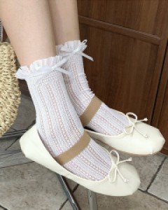 [1+1할인] 리본느 프릴 레이스 미들 니삭스 (23T285)