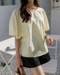 Matsutake puff blouse