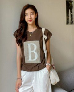 B patch cap sleeve tee