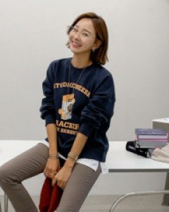 Ritz Layered Sweatshirt JT06658