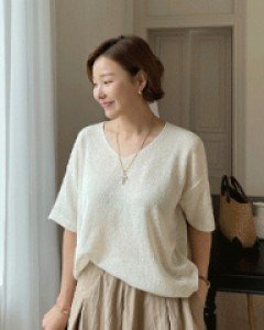 Linen Bookle V Neck Knit