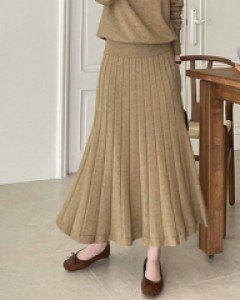 root pleated knit skirt