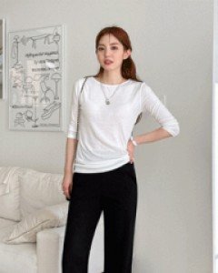 Crisp banding straight pants