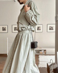 spanning button pleated skirt