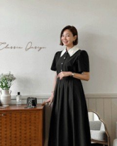 Debut collar button dress