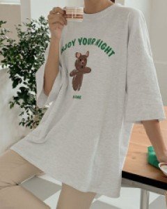 jenny bear round tee