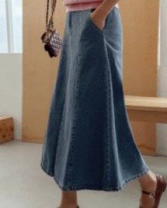 Slit flare denim skirt