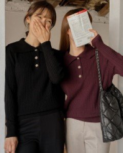 Gold camellia big collar knit